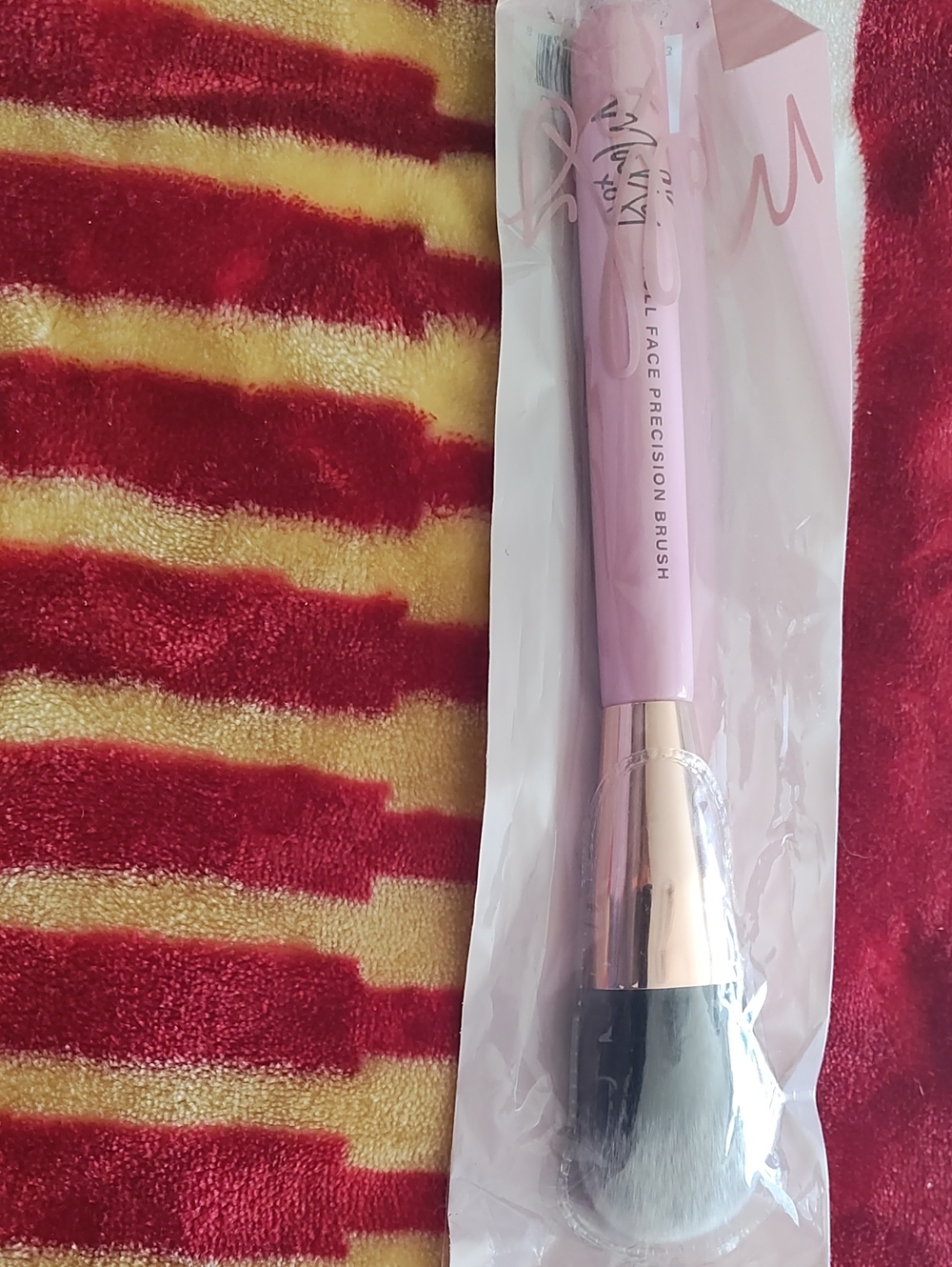 Mally Full Face Precision Makeup Brush -